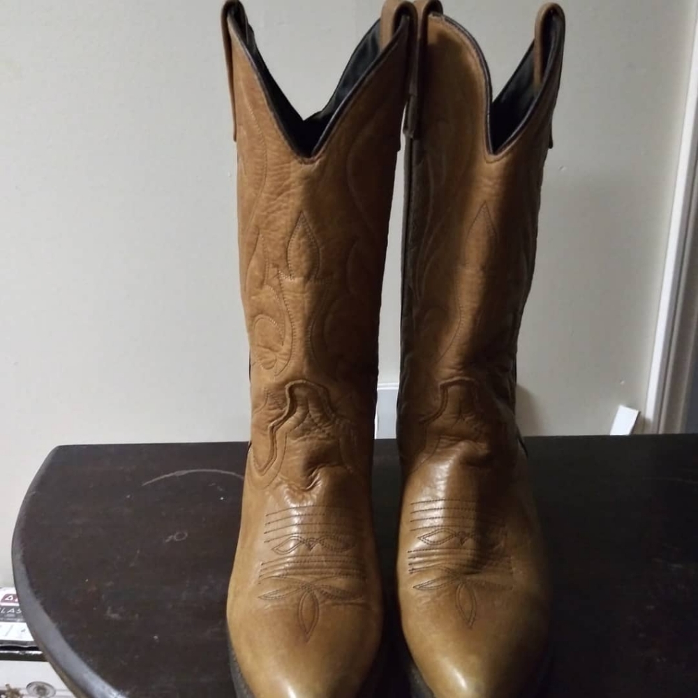Mens boots